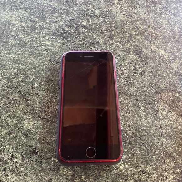 iPhone 8 - Picture 3 of 6